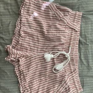 Women’s Linen Shorts